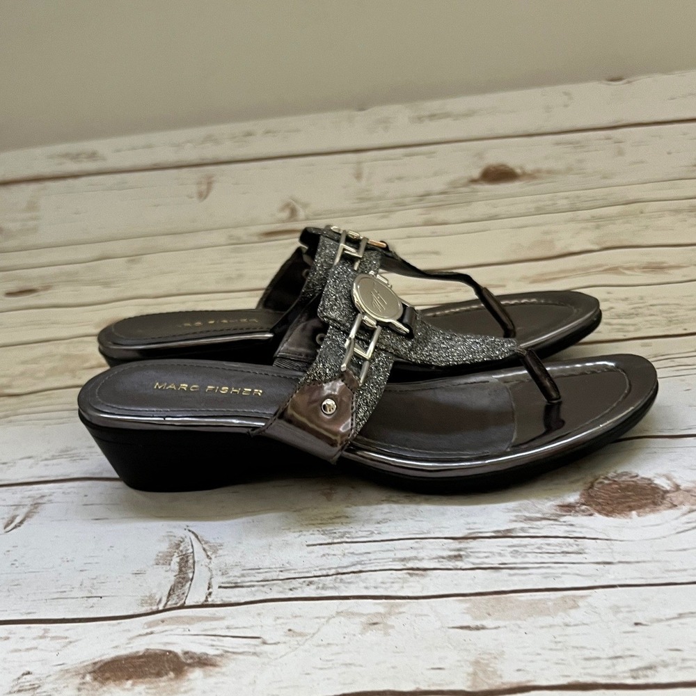 Marc Fisher Wedge Sandals Pewter Glitter Logo Thong Metallic 9.5M